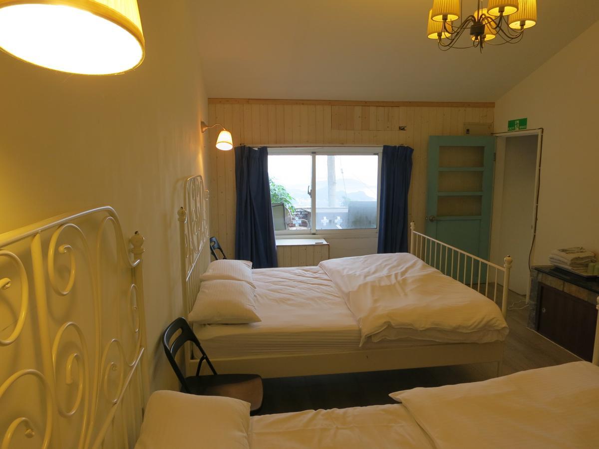 Sunnyrain Hostel Джиуфен Екстериор снимка