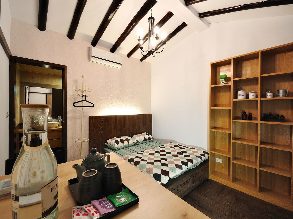 Sunnyrain Hostel Джиуфен Екстериор снимка